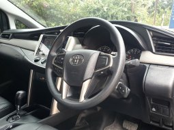 Toyota Kijang Innova 2.4G diesel matic 2022 silver cash kredit proses bisa dibantu 18