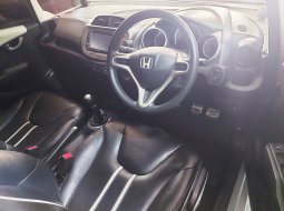 Honda Jazz S MT Modulo Edition Rare Item (A Grade)  Km 57rb Plat GANJIL Pjk JUNI 2024 ABS Disc Brake 6