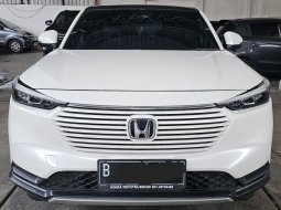 Honda HRV Special Edition A/T ( Matic Panoramic Sunroof ) 2022 Putih Km 19rban Mulus Siap Pakai