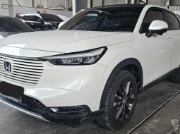 Honda HRV Special Edition A/T ( Matic Panoramic Sunroof ) 2022 Putih Km 19rban Mulus Siap Pakai 4