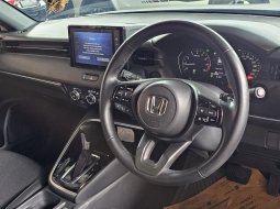 Honda HRV Special Edition A/T ( Matic Panoramic Sunroof ) 2022 Putih Km 19rban Mulus Siap Pakai 5