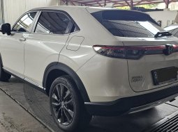 Honda HRV Special Edition A/T ( Matic Panoramic Sunroof ) 2022 Putih Km 19rban Mulus Siap Pakai 11