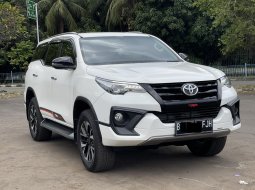 Jual Toyota Fortuner VRZ 2019 Putih Siap Pakai…