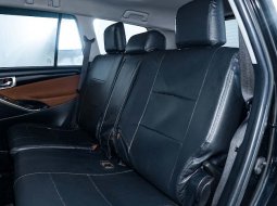 Toyota Kijang Innova V A/T Diesel 2019 6