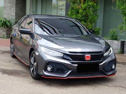 Honda Civic Turbo 1.5 Automatic 2017 e hatchback km 15 ribuan cash kredit proses bisa dibantu 2