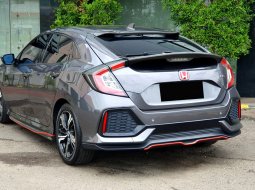 Honda Civic Turbo 1.5 Automatic 2017 e hatchback km 15 ribuan cash kredit proses bisa dibantu 7