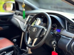 Toyota Kijang Innova G 2017 Putih 11