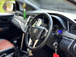 Toyota Kijang Innova G 2017 Putih 12