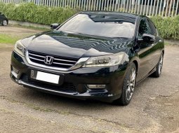 Honda Accord 2.4 VTi-L 2013 Hitam 2