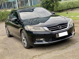 Honda Accord 2.4 VTi-L 2013 Hitam 3