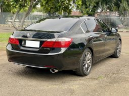 Honda Accord 2.4 VTi-L 2013 Hitam 4