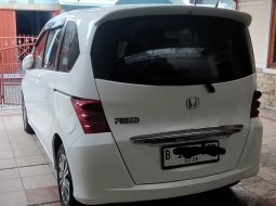 Honda Freed E 2013 Putih 7