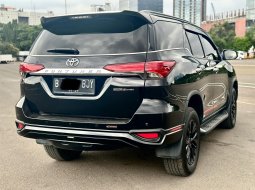 Toyota Fortuner VRZ 2019 Hitam Jual cepat siap pakai…. 5