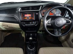 Honda Brio E MT 2017 3