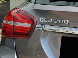 Mercedes-Benz GLA 200 Gasoline 2017 amg line sunroof abu cash kredit proses bisa dibantu 8