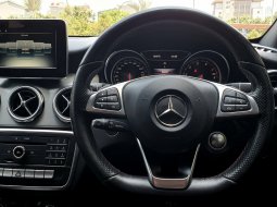 Mercedes-Benz GLA 200 Gasoline 2017 amg line sunroof abu cash kredit proses bisa dibantu 15
