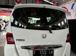 Honda Freed S 2015 AT - Garansi 1 Tahun 2