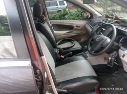  TDP (14JT) Daihatsu XENIA R 1.3 AT 2021 Abu-abu  5