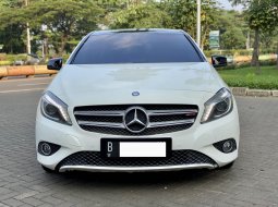 Mercedes-Benz A-Class A 200 2013 Putih