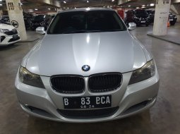 BMW 3 Series 320i e90 lci matic 2012 low km 3