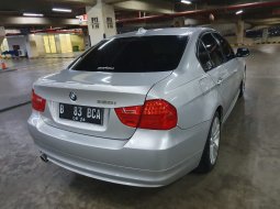 BMW 3 Series 320i e90 lci matic 2012 low km 6