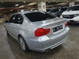 BMW 3 Series 320i e90 lci matic 2012 low km 8