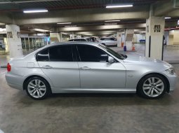 BMW 3 Series 320i e90 lci matic 2012 low km 11