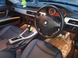 BMW 3 Series 320i e90 lci matic 2012 low km 16