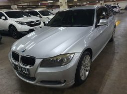 BMW 3 Series 320i e90 lci matic 2012 low km 22