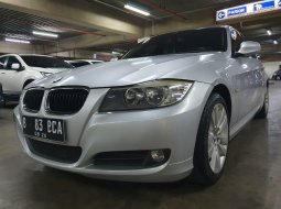 BMW 3 Series 320i e90 lci matic 2012 low km 23