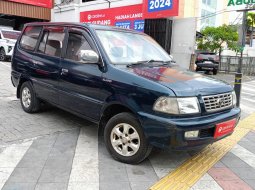 Toyota Kijang LGX 2000 MPV  2