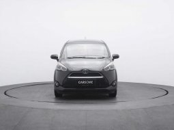 2016 Toyota SIENTA V 1.5 10