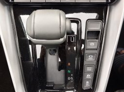 Toyota Kijang Innova Zenix Hybrid TSS Modelista at 2022 15