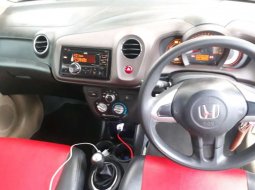 Honda Brio E 2014 Merah 5