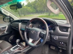 Promo mobil Toyota Fortuner VRZ 2019 Hitam siap pakai… 7