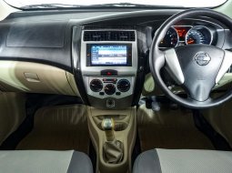 Nissan Grand Livina SV Manual 2016 9