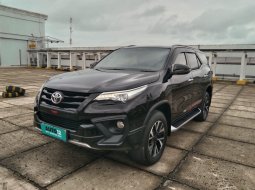 Toyota Fortuner 2.4 VRZ Diesel Automatic 2017 Gress Siap Pakai