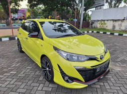 Promo Toyota Yaris murah 9