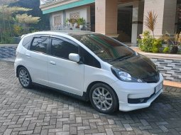 Honda Jazz RS 2013 Putih 3