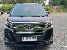 Toyota Vellfire 2.5 G A/T 2015