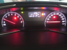 Toyota Sienta V CVT 2017 5