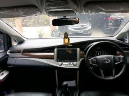 Toyota Kijang Innova 2.4 V M/T Diesel 2019 5