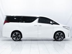 TOYOTA ALPHARD (WHITE PEARL)   TYPE G TRANSFORMER 2.5 A/T (2017) 4