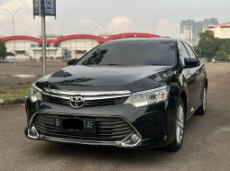 Promo jual mibil Toyota Camry V 2015 Sedan 2