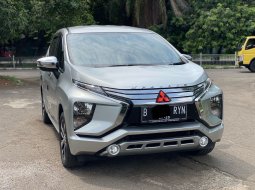 Promo jual mobil Mitsubishi Xpander Ultimate A/T 2019 Silver siap pakai..!!!