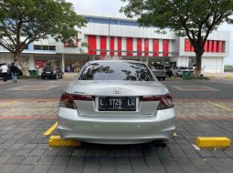 Honda Accord VTi-L 2010 istimewah 8