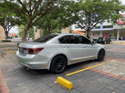 Honda Accord VTi-L 2010 istimewah 9