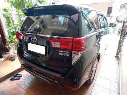  TDP (22JT) Toyota INNOVA V LUX 2.0 AT 2018 Hitam  2