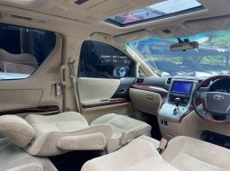 Toyota Alphard G premium sound at 2010 Hitam 7