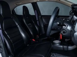 Honda Brio E CVT 2022 6